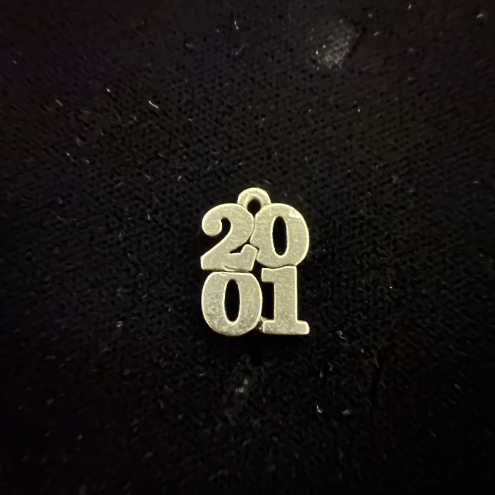 Vintage James Avery 2010 charm